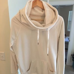 Lululemon funnel neck sweatshirt (size 6 or 8)
